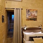 Ancient Maltese House With Modern Interior 3 Min Away From Airport Tal-pinu Gudja
