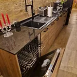 Ancient Maltese House With Modern Interior 3 Min Away From Airport Tal-pinu بيت ضيافة