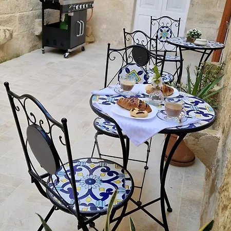 Ancient Maltese House With Modern Interior 3 Min Away From Airport Tal-pinu Gudja