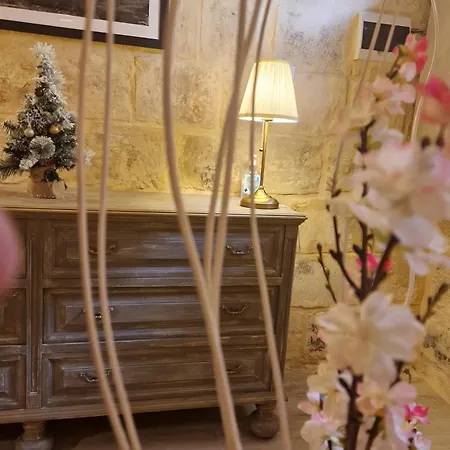 Ancient Maltese House With Modern Interior 3 Min Away From Airport Tal-pinu Gudja