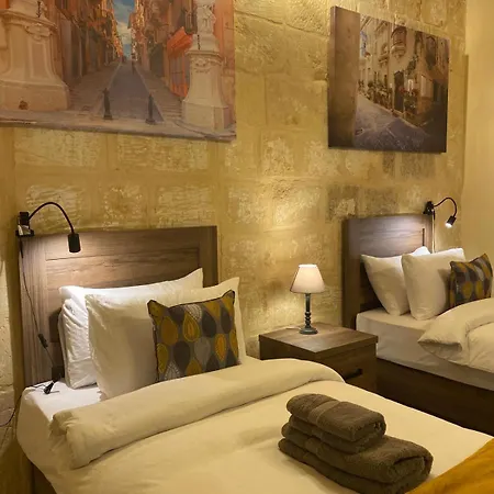 Ancient Maltese House With Modern Interior 3 Min Away From Airport Tal-pinu *