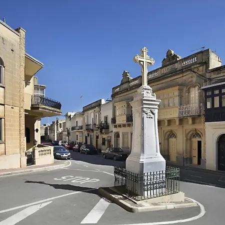 Ancient Maltese House With Modern Interior 3 Min Away From Airport Tal-pinu Guest house Gudja