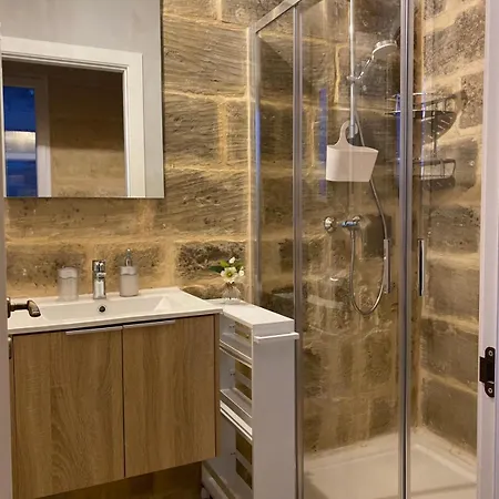 Ancient Maltese House With Modern Interior 3 Min Away From Airport Tal-pinu Gudja