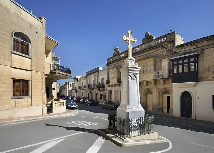 Ancient Maltese House With Modern Interior 3 Min Away From Airport Tal-pinu Guest house Gudja