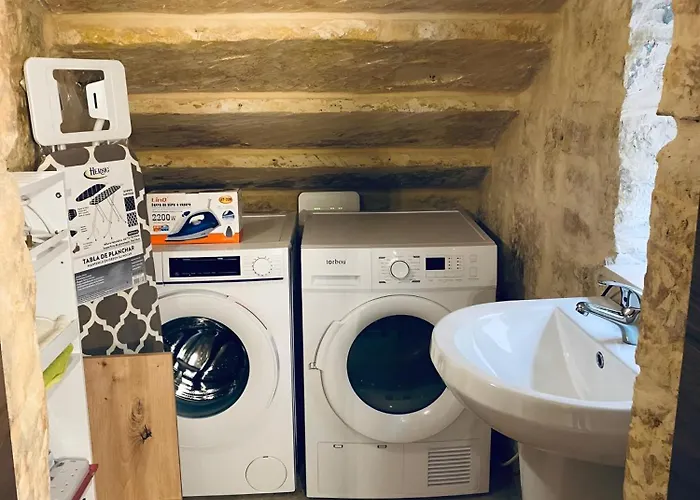 Ancient Maltese House With Modern Interior 3 Min Away From Airport Tal-pinu Guest house *