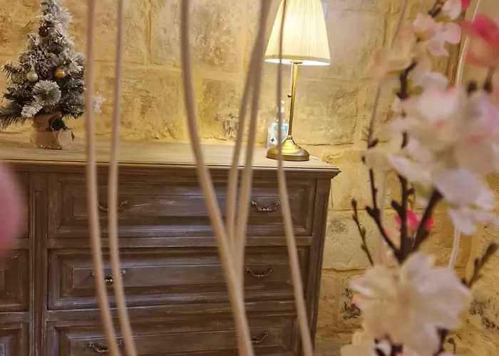 Ancient Maltese House With Modern Interior 3 Min Away From Airport Tal-pinu Gudja